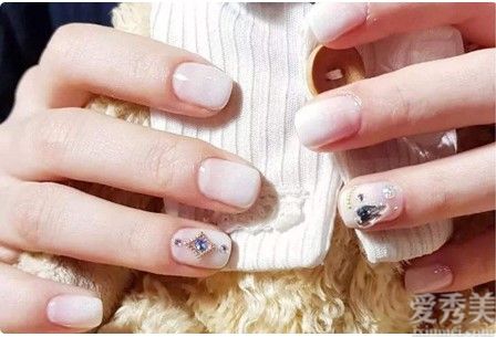 ���������N�@���ι̣������b��ֵ�С����