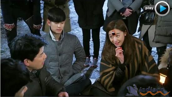 金秀賢使用超能力幫全智賢贏錢